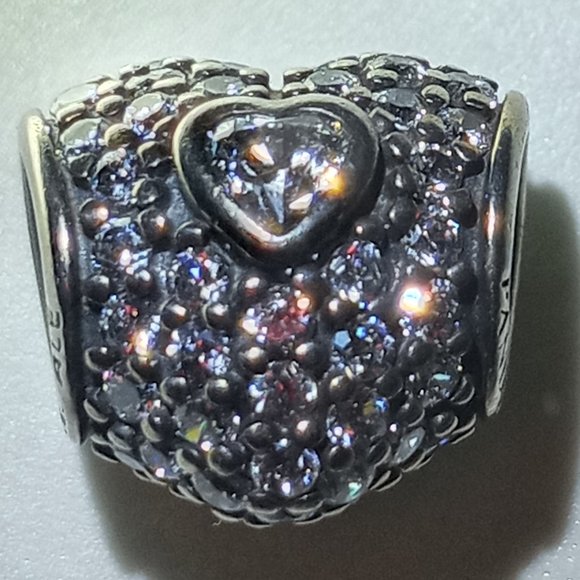 Pandora CZ encrusted heart charm - Picture 6 of 7